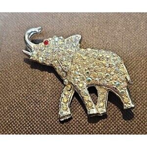 Vintage Rhinestone Lucky Elephant Brooch/Pin STUNNING!
